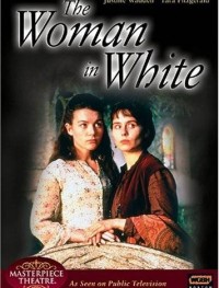 Женщина в белом